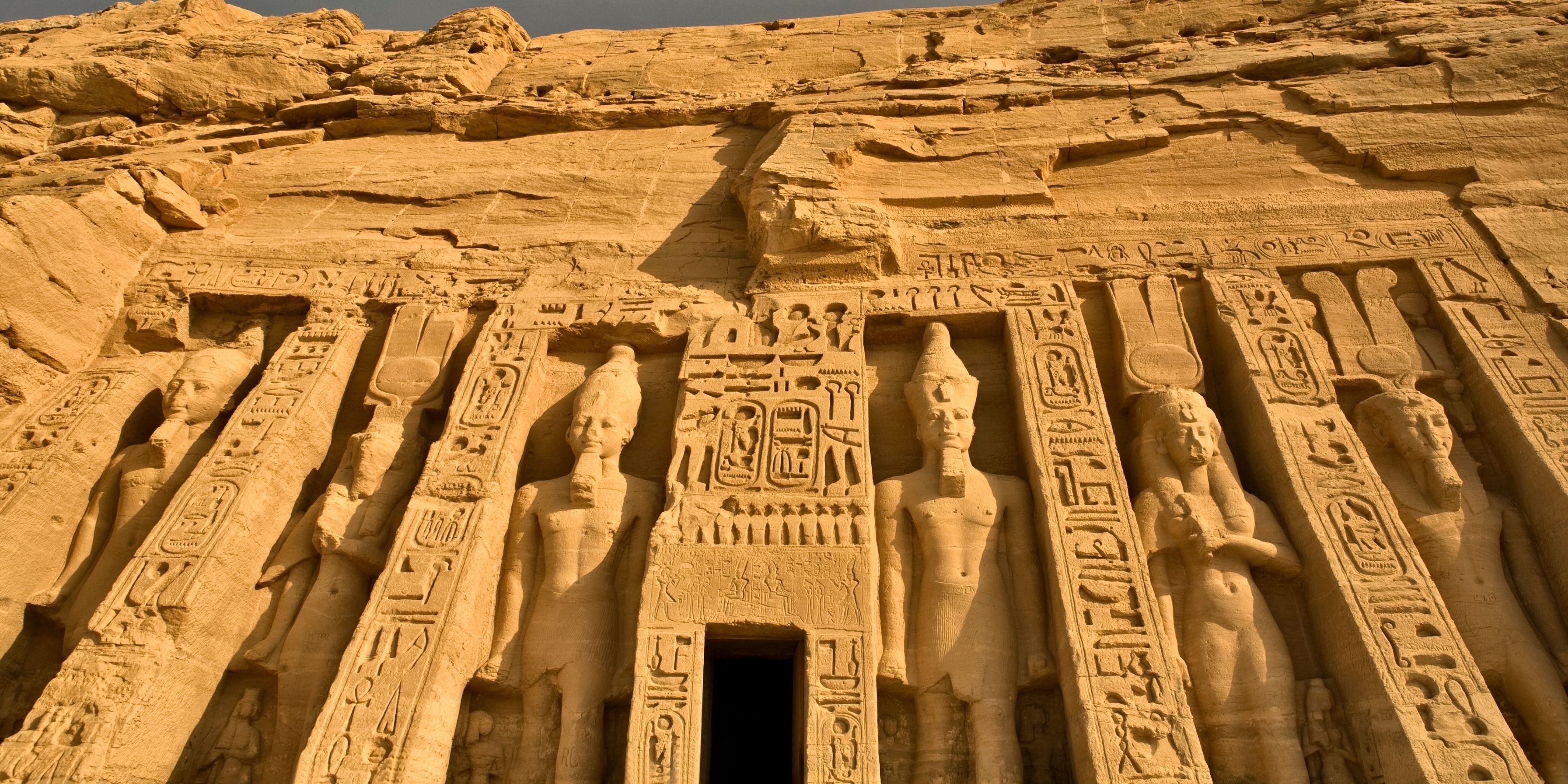 TEMPLO_NEFERTARI